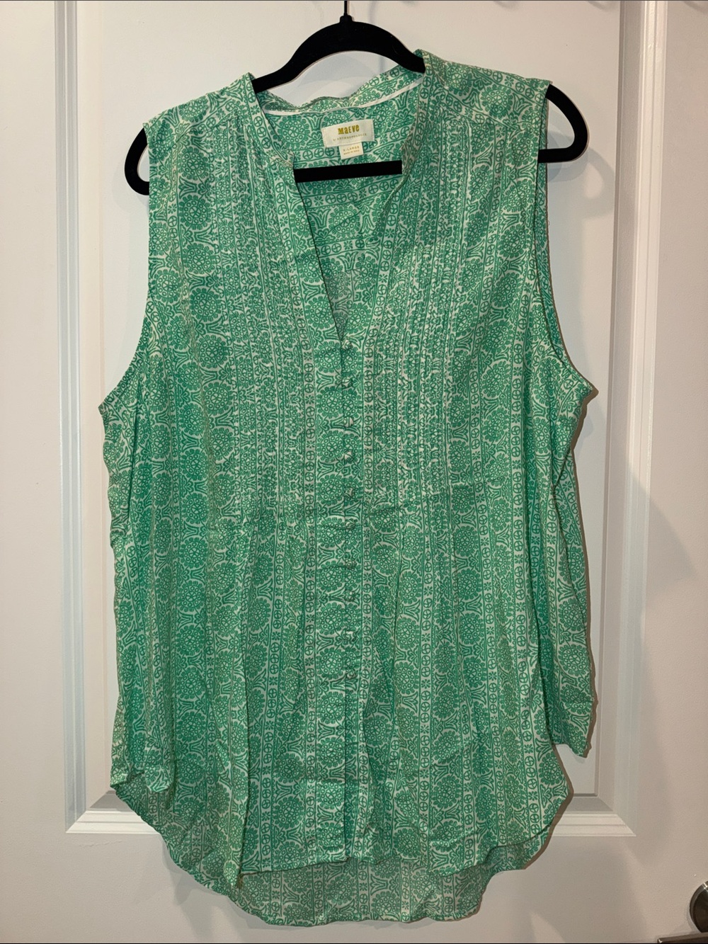 Maeve Mint Green Sleeveless Printed Split-Neck Blouse